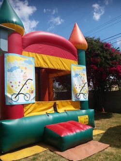 Vendo un jumper buenas condiciones 13x13 con todo y motor
