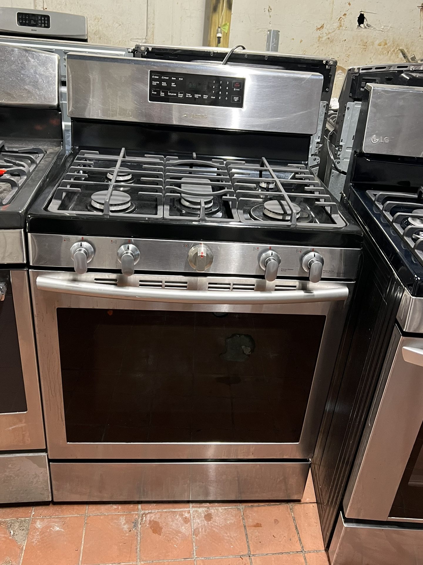 Samsung 5 burner stainless steel gas range / estufa de gas