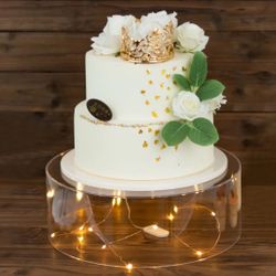 Clear Round Acrylic Cakestand