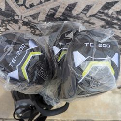 Golf Clubs Tours Edge TE200