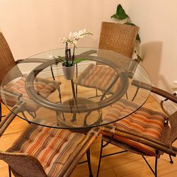 Glass top round dining table / chairs for 4