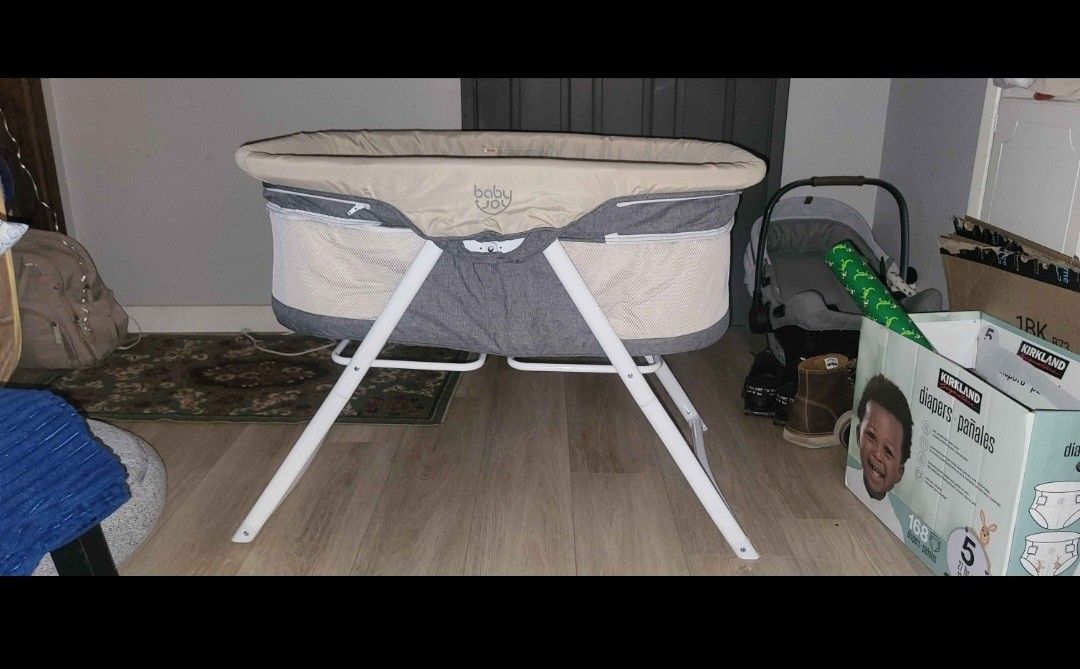 Baby Joy Bassinet