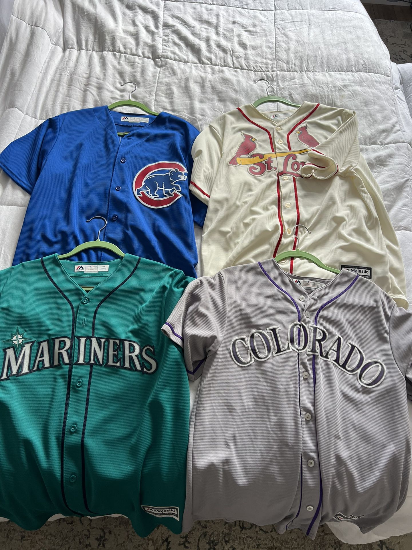 MLB Majestic Jerseys (Size L)