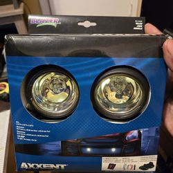 Brand New Axxent Blazer International Yellow Fog Lights