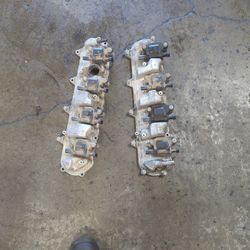 2015 GM Valve Covers. Both Left And Right Side 