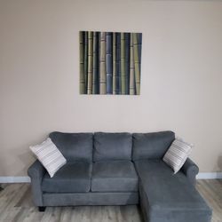 Reversible Sectional Sofa – Gray – Apartment Size
