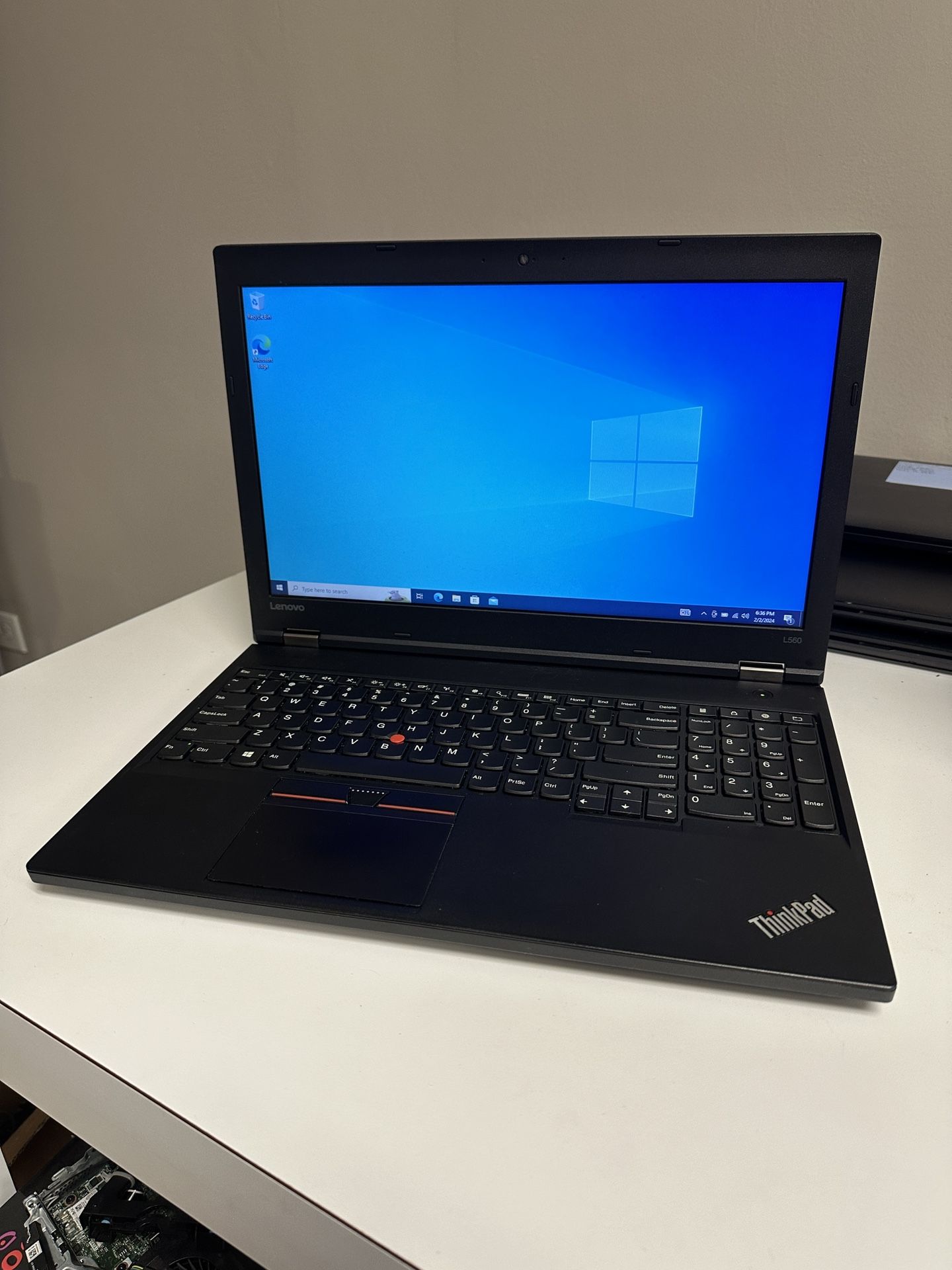 Lenovo ThinkPad L560 15” Laptop 2.4ghz Core i5-6300U 8GB RAM 256gb SSD Windows 10 Pro 
