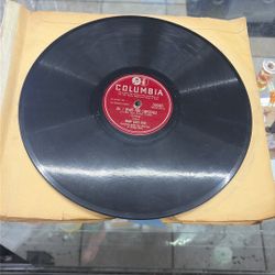 vintage 10-inch 78 RPM shellac record 