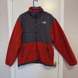 The North Face Men’s Red Retro Denali Jacket Size Small