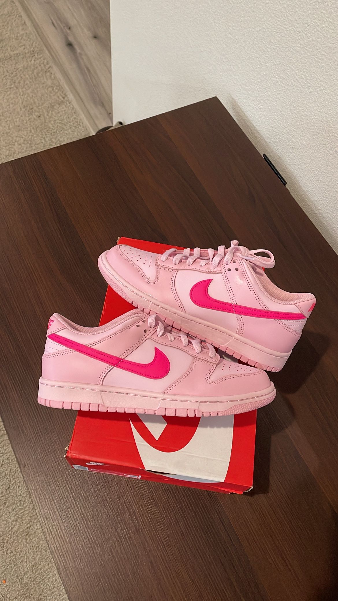 Nike Dunk Low ‘Triple pink’
