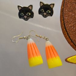 6 Pairs Of Halloween Earrings
