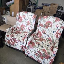New Set of recliners 
$80 for 1 or $120 for two
Upholstered Wingback Recliner Chair, Traditional Push Back Recliner Chair with Padded Seat, Fabric Flo