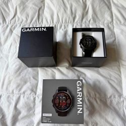 Garmin Fenix 8 - 43MM Black AMOLED Sapphire 