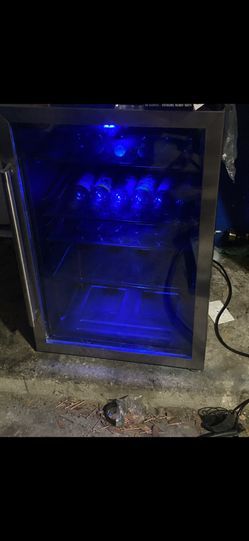 frigidaire mini fridge