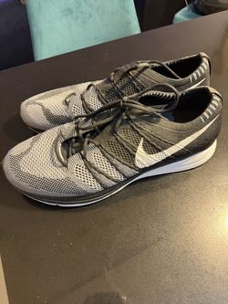 Nike Flynit Trianer Oreo Like New!