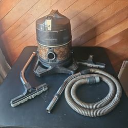 Vintage Rainbow D4C SE Canister Vacuum Cleaner Motor And Accessories


Vacuum tested and works properly