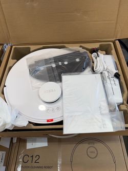 Yeedi C12 floor cleaning robot