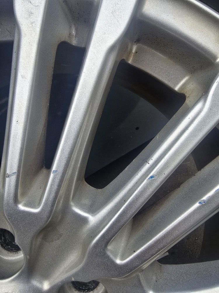 18 inch Wheels X 8.5 Inch Wide Bolt Pattern Is 5x108