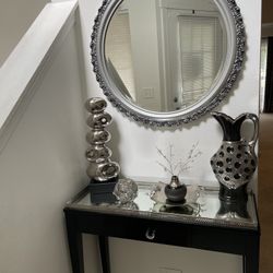 Wall Mirror And Console Table Set 