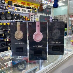 Beats Solo 3 Brand New 
