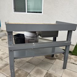 Mesa De Trabajo