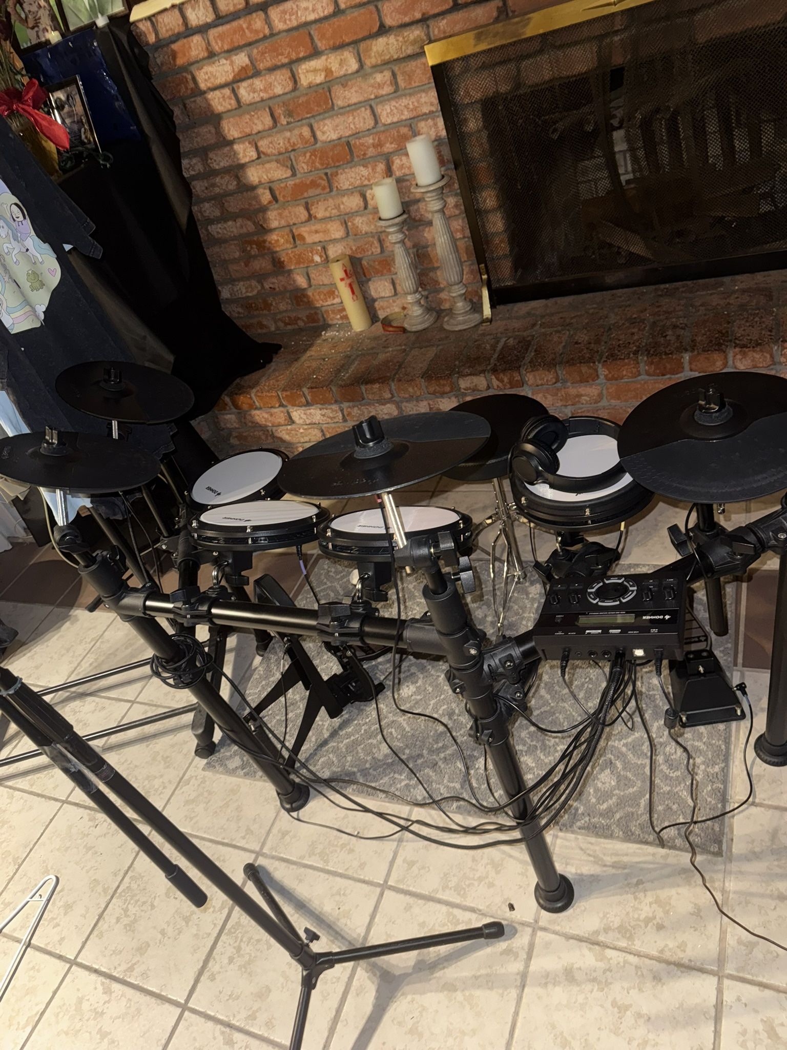 Donner Brand Drum Kit