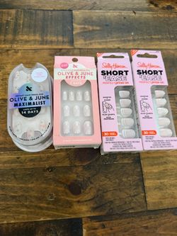 Press on nails