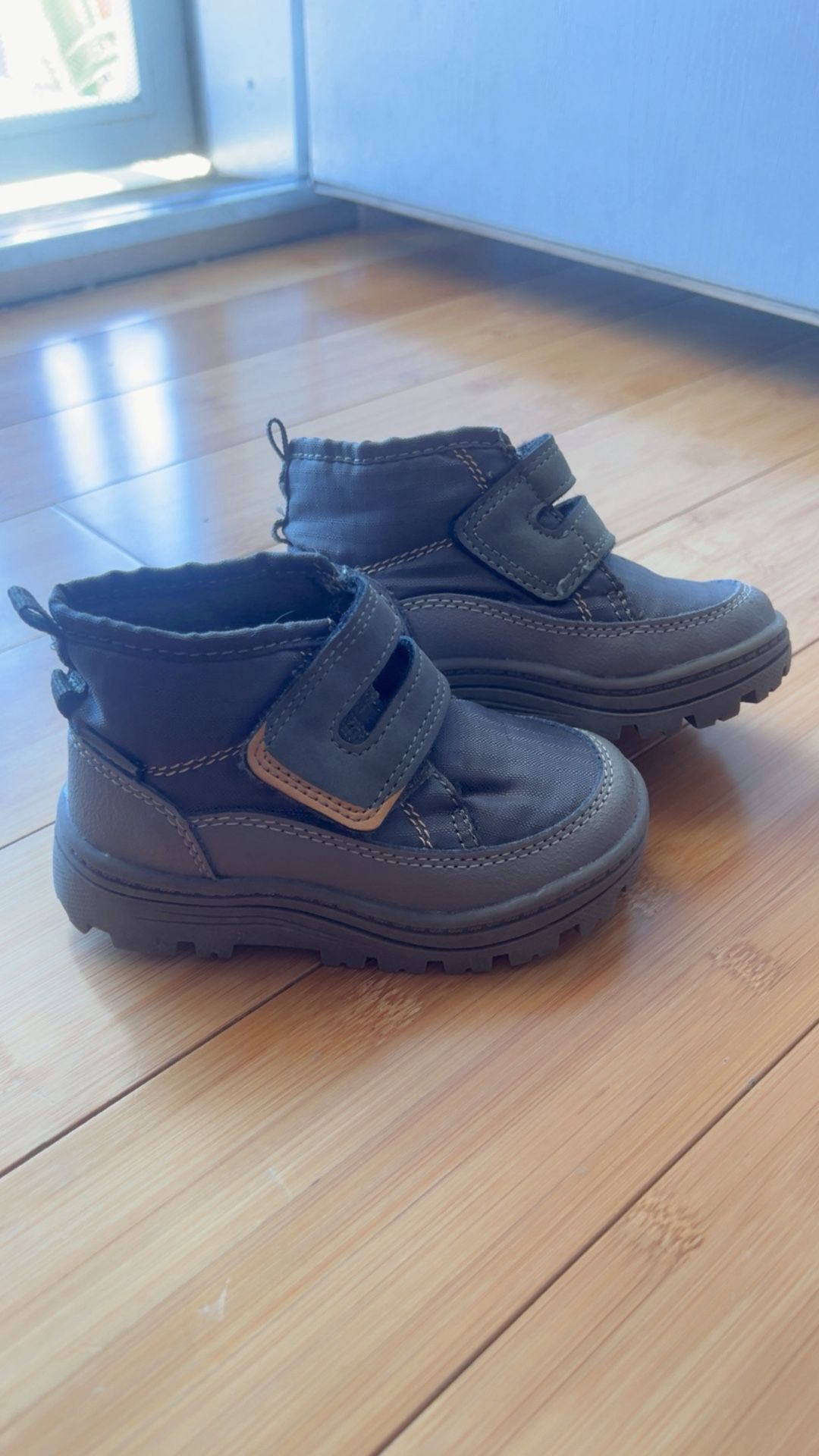 Toddler Boots Sizes 6