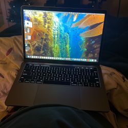 MacBook Pro 13” 2019