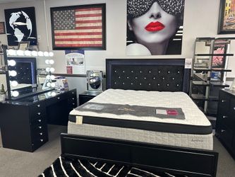 4PC King Bedroom Set w/ LED Lights