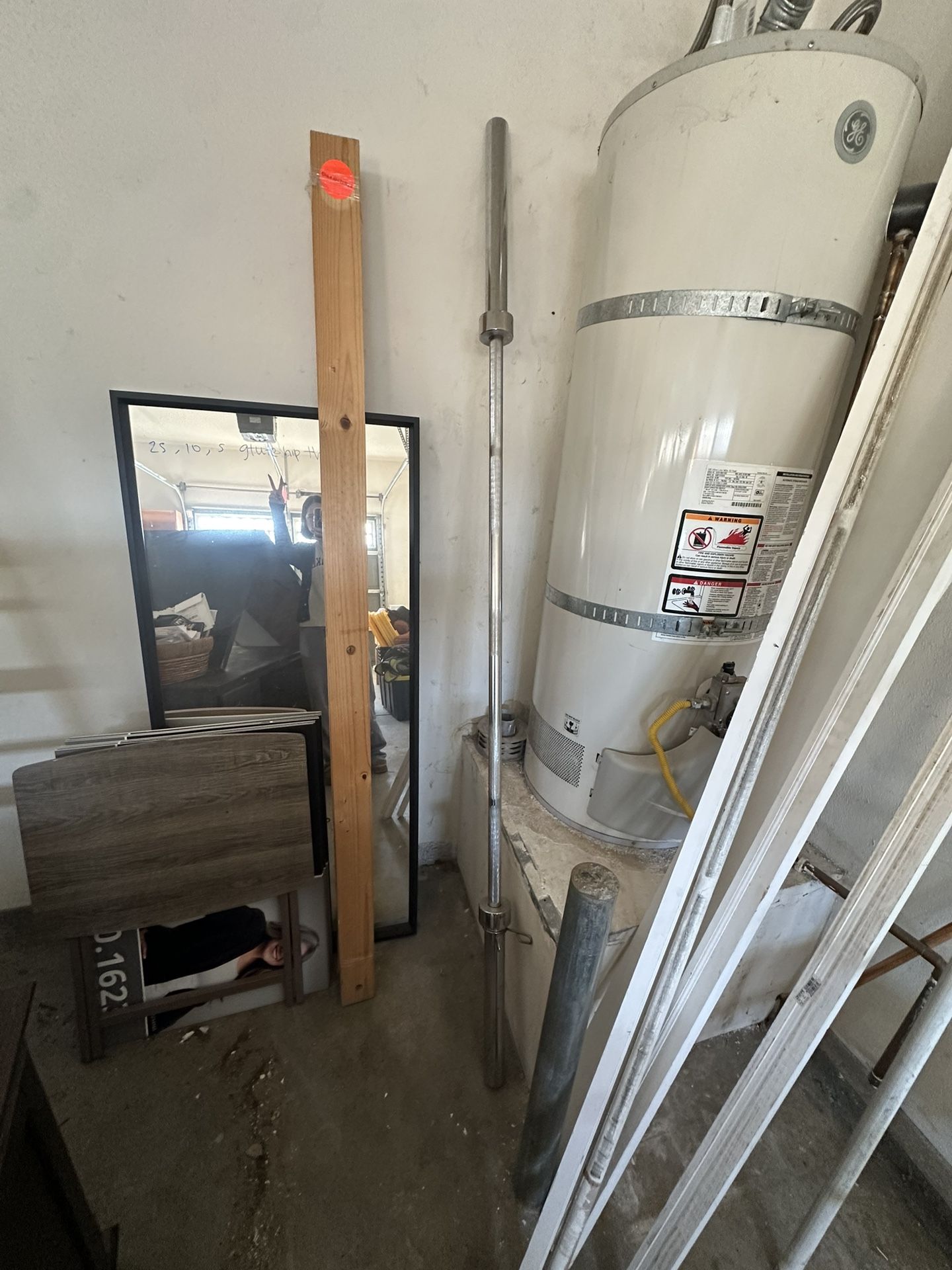 Olympic Barbell – 45 lb / 7ft