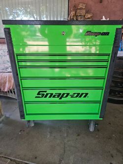 Snap-on 36" 6-Drawer Roll Cart KRSC242 (Extreme Green & Blackout Package) - Like New