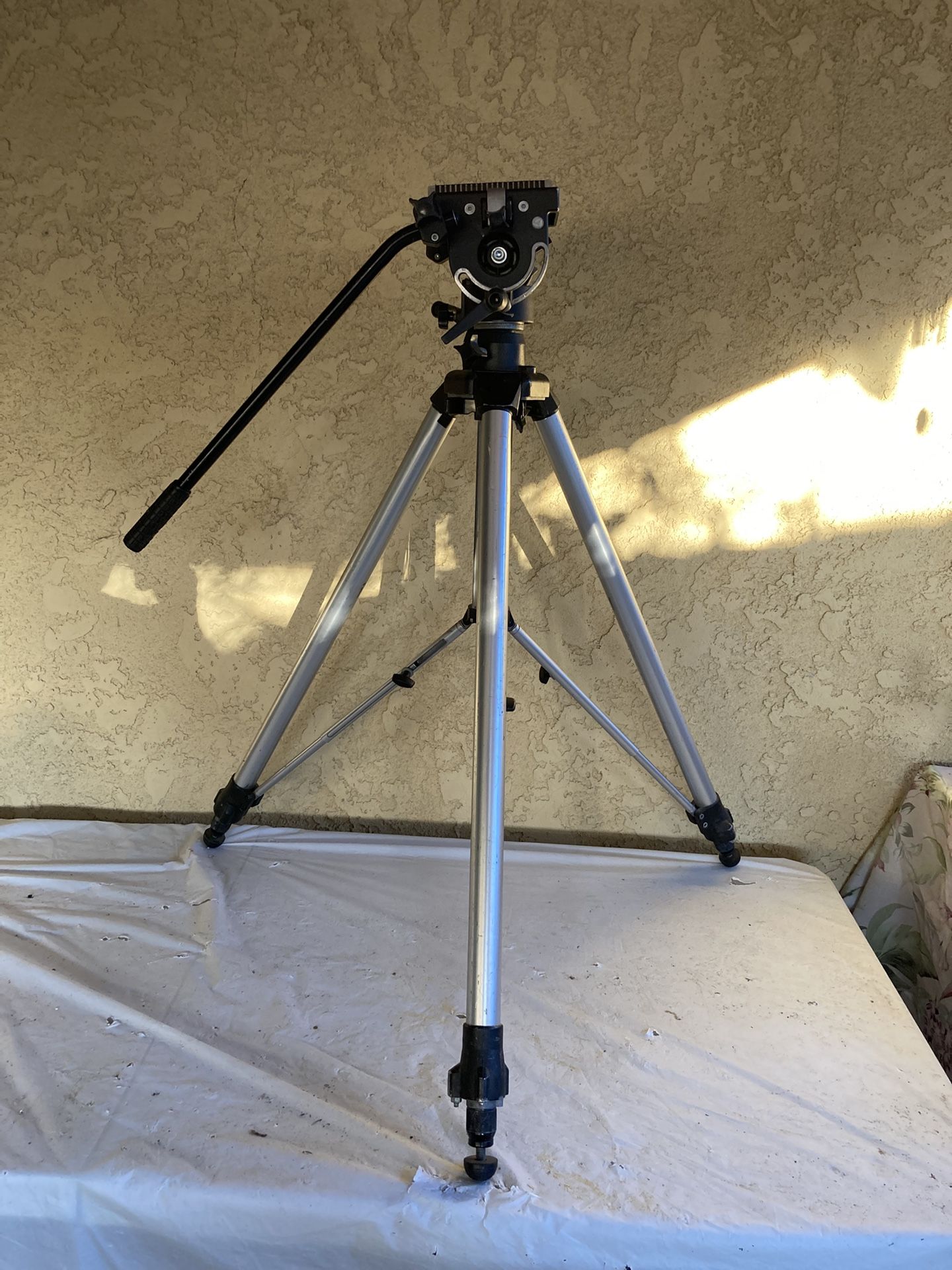 Monfrotto Tripod & Dolley