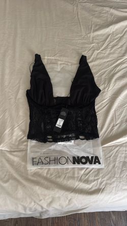 Fashion nova Table for two lace corset top