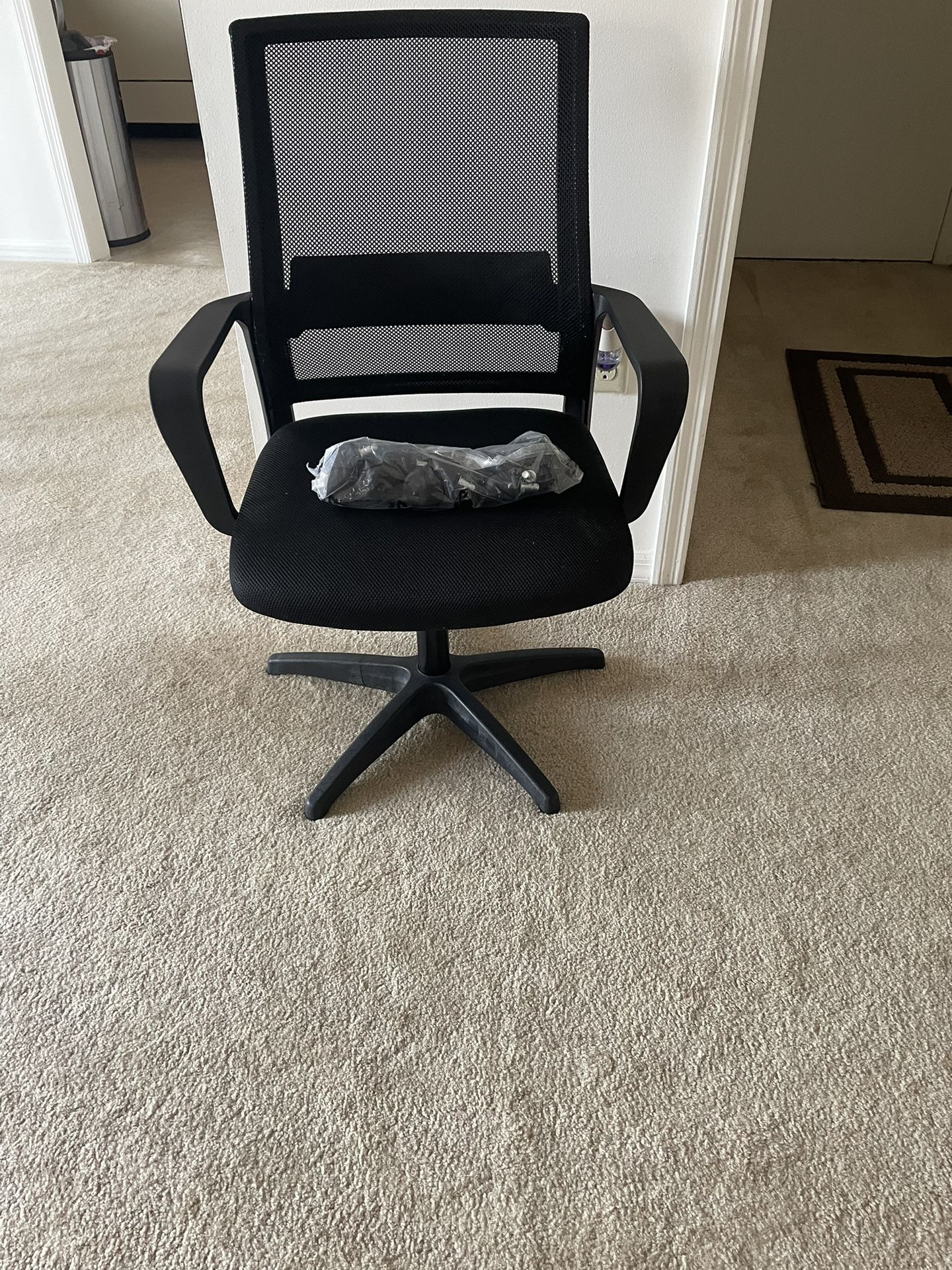 Desk Chair adjustable 