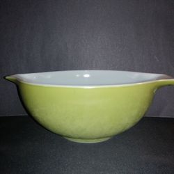 Pyrex Cinderella Bowl