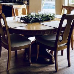 Pedestal Kitchen Table with 6 Chairs 