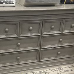 Baby Caché Matching Crib And Dresser