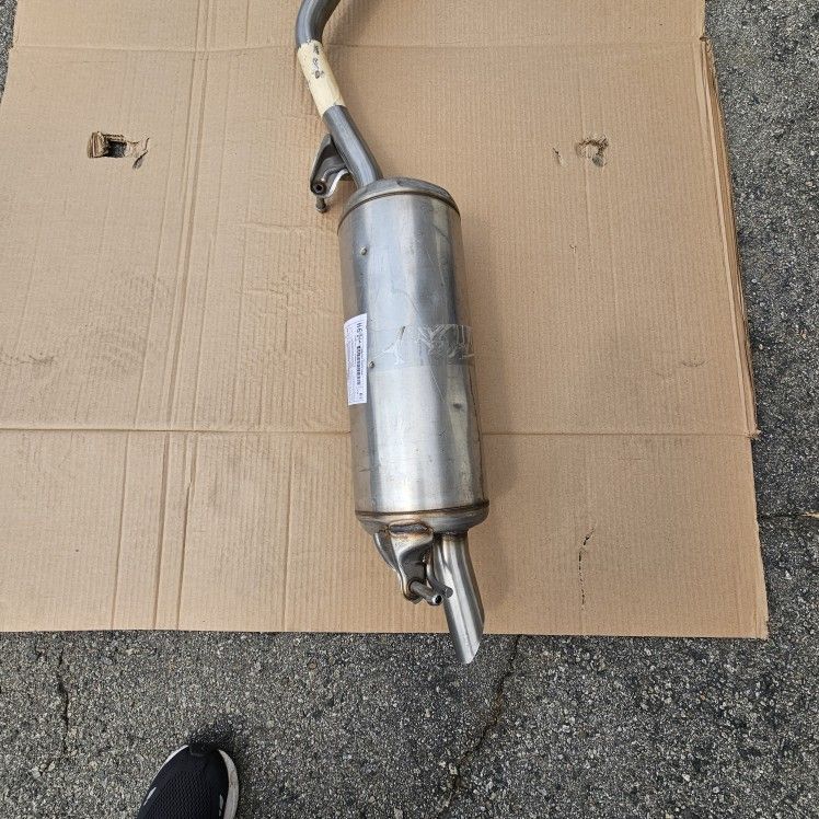 Toyota Prius C Mofler Oem New