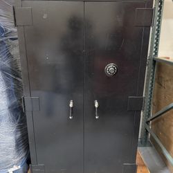 Antique Double Door Safe