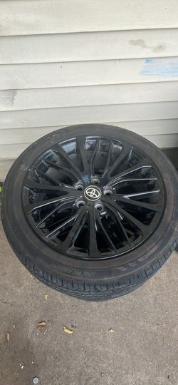 Toyota Camry  wheels