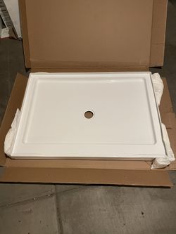 Delta Classic 500 48 in. L x 34 in. W Alcove Shower Pan Base with Center Drain in High Gloss White 