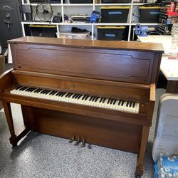 Wall Piano