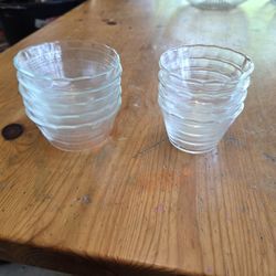 2 Sets Of PYREX ramekins, 9 Total For $10
