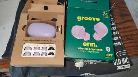 Onn Groove Wireless Earphones with Charging Case