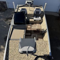 2013 Bass tracker 16’ Pro 160 Live Scope