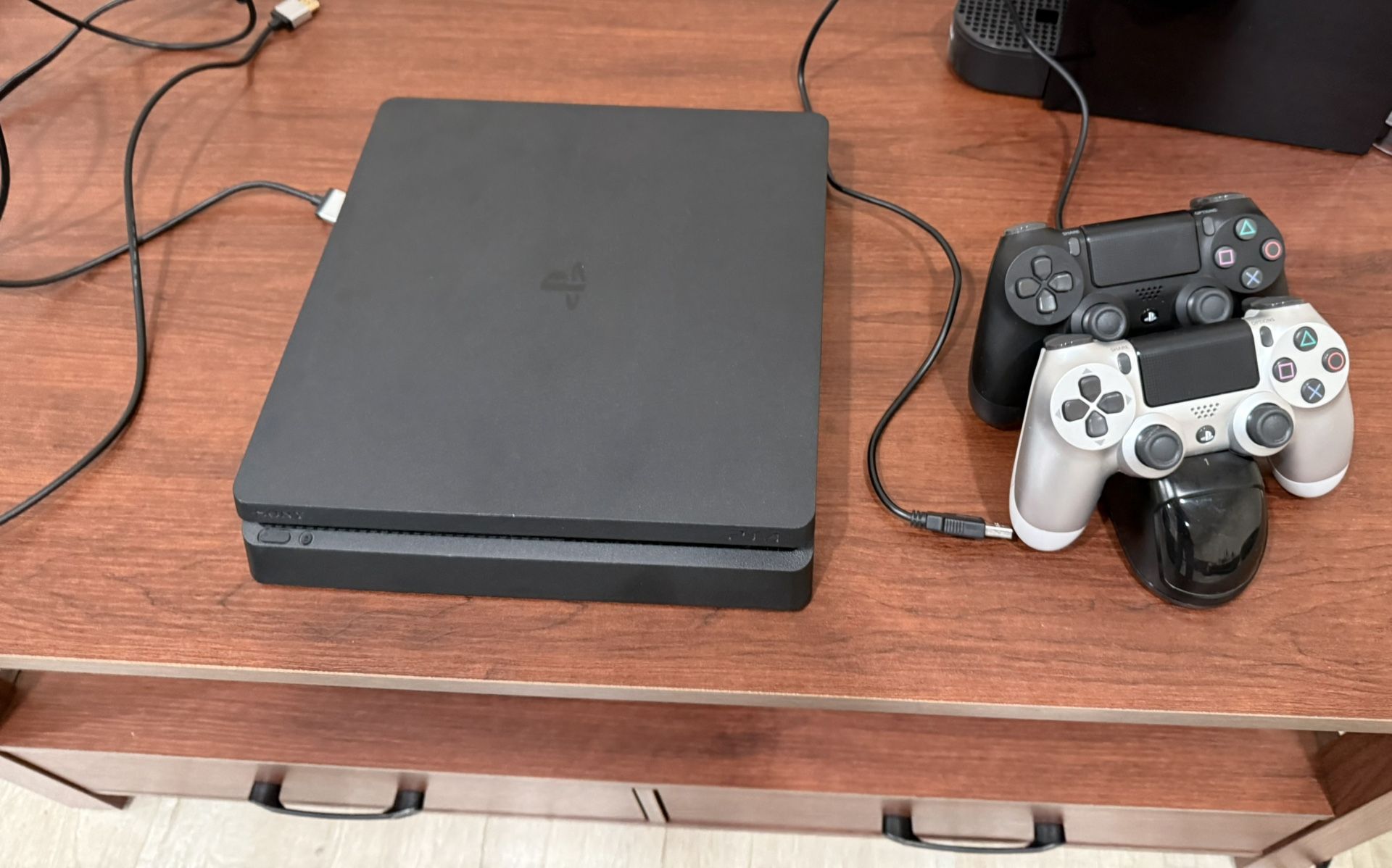 PS4