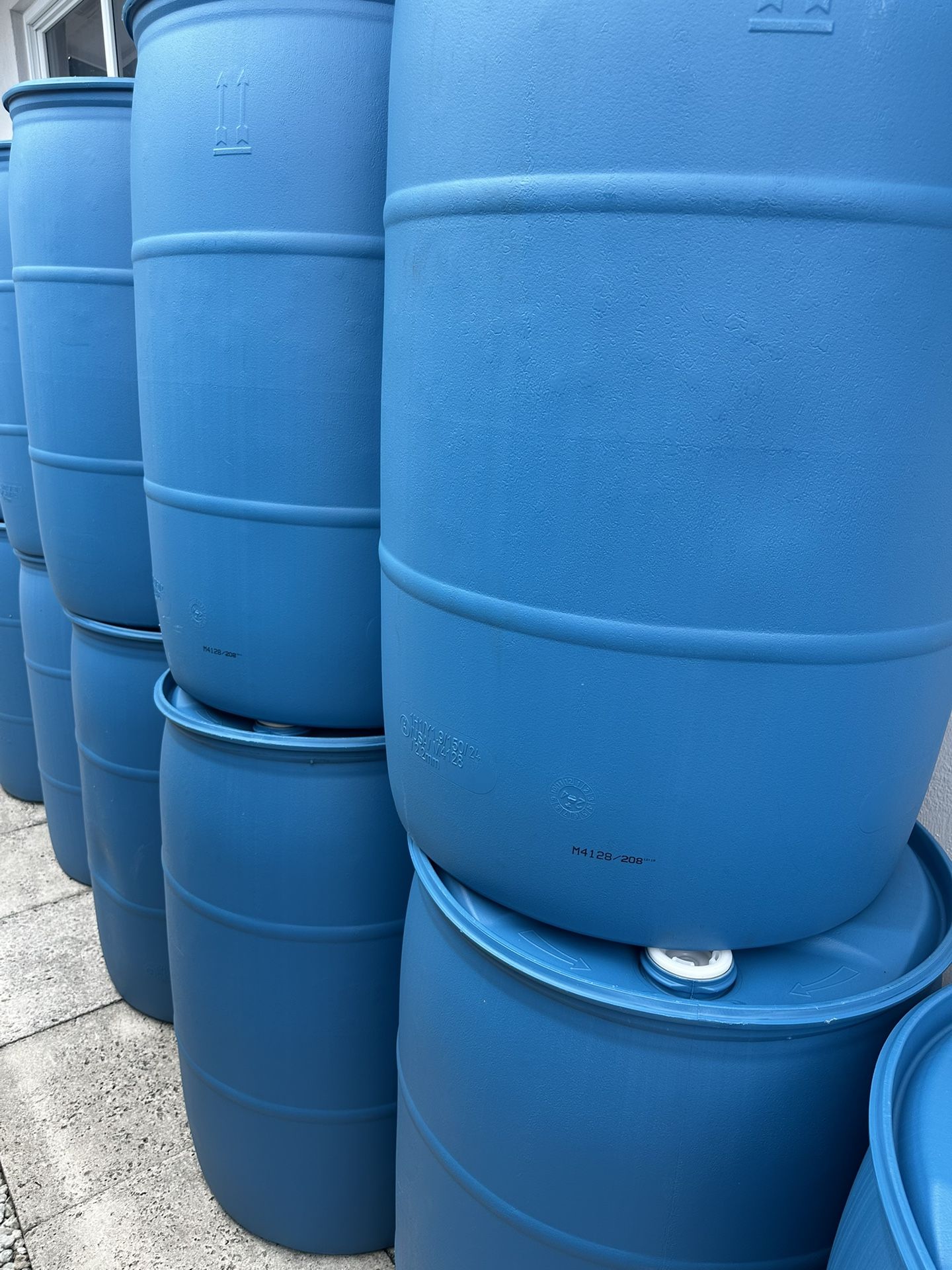 55 Gallon Drums Sealed Top