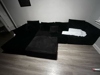 Couch set