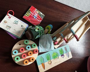 The Adventurer Playkit Lovevery